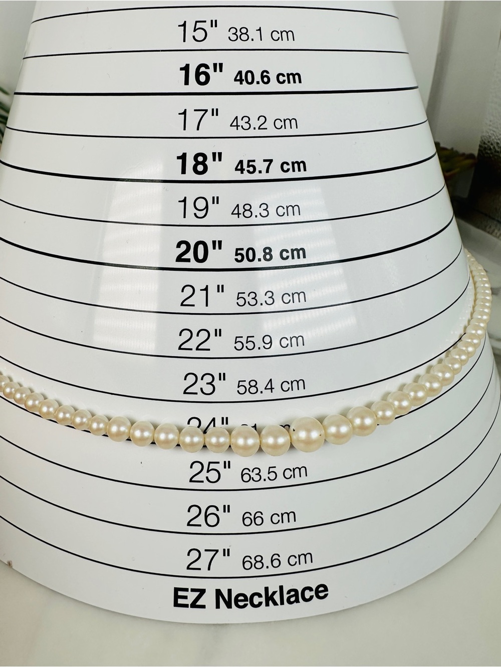 Vintage Evoke Cream Graduated Glass Pearl Necklace Dainty Delicate 24” Classic - Picture 6 of 9